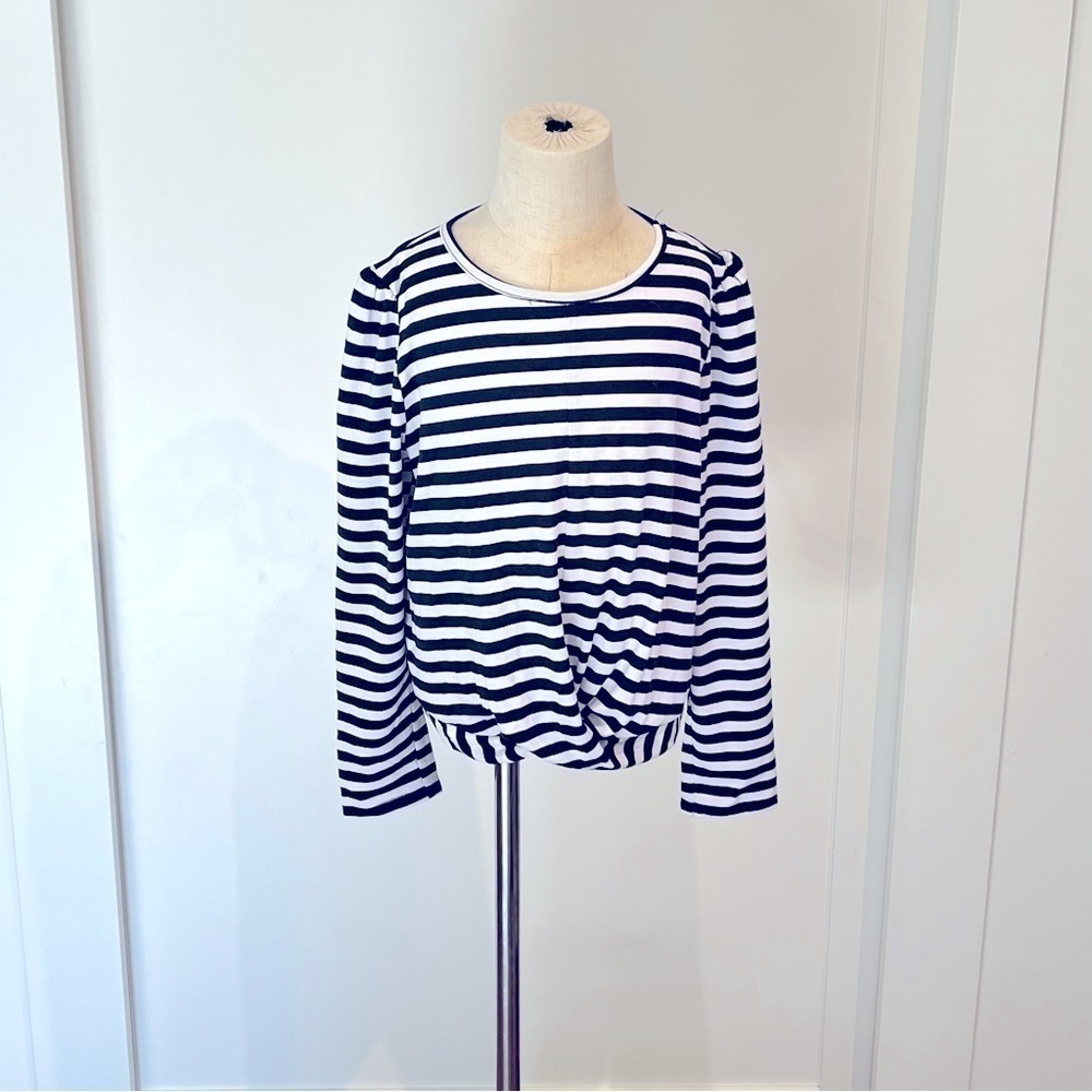 Aqua striped top